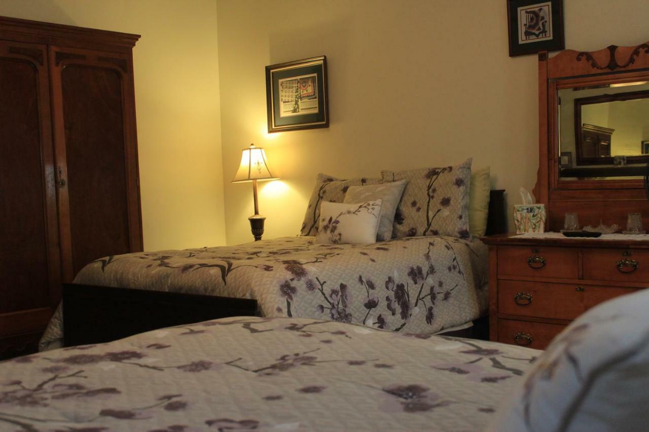 Spencer House Bed & Breakfast Erie Exterior photo